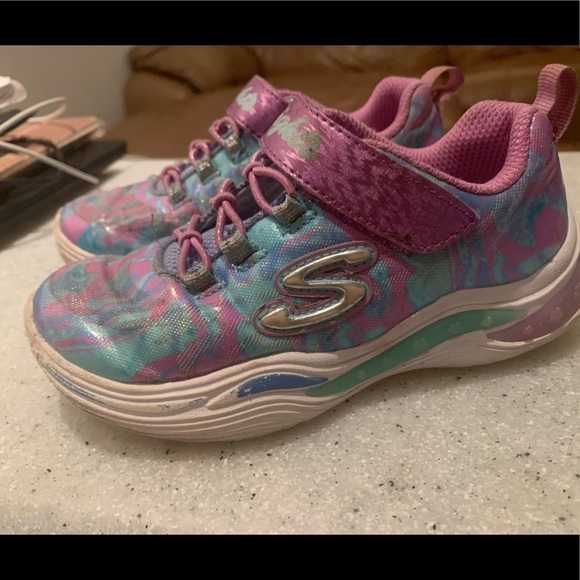 light up velcro skechers